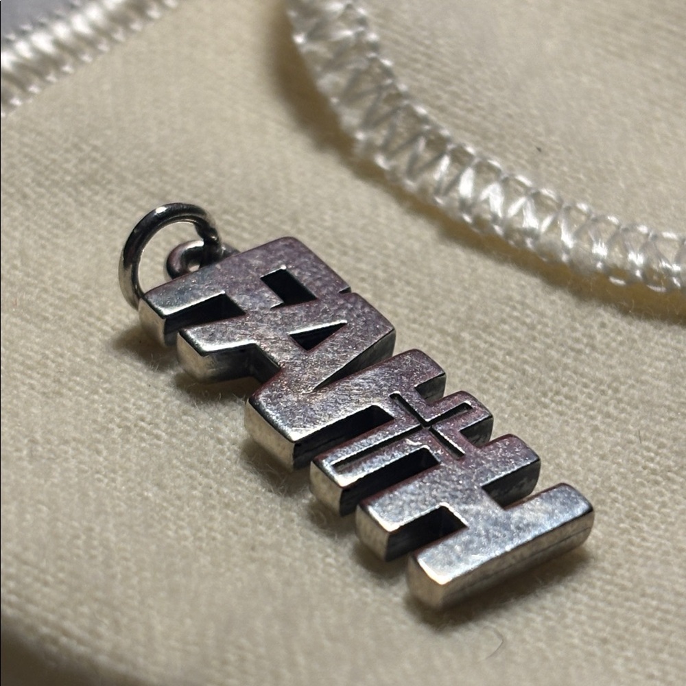 Retired James Avery Silver 'FAITH' Charm - Picture 3 of 4